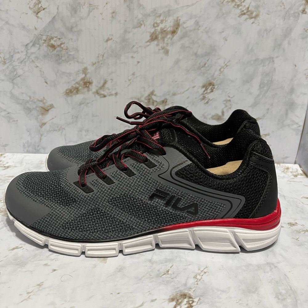 Men's Fila Running Shoes Memory Foam Coolmax EXOLIZE Grey Red Size 13 0062618W